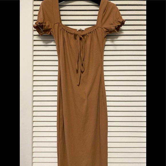 Dress - Picture 1 of 1